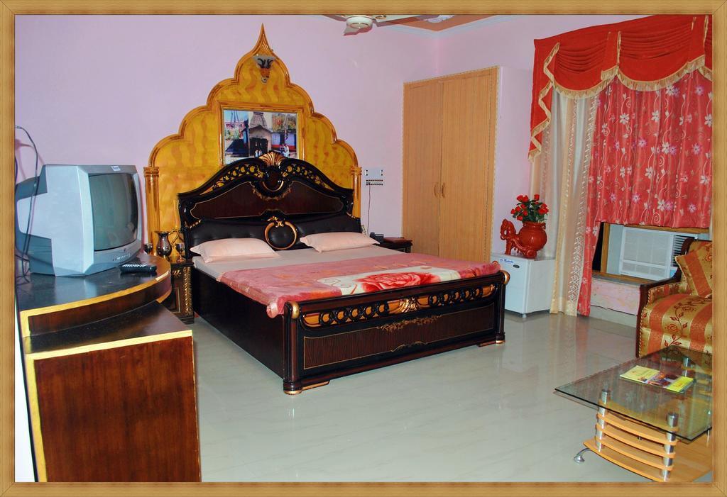 Rishabh Grand Castle Resort Rishikesh Phòng bức ảnh